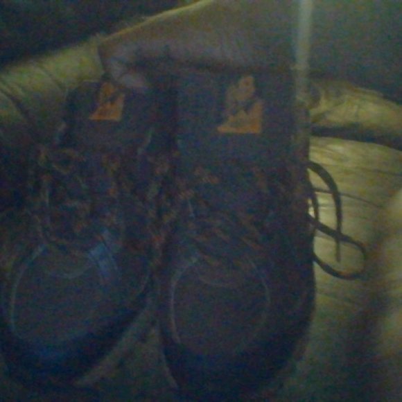 new balance - Picture 1 of 4